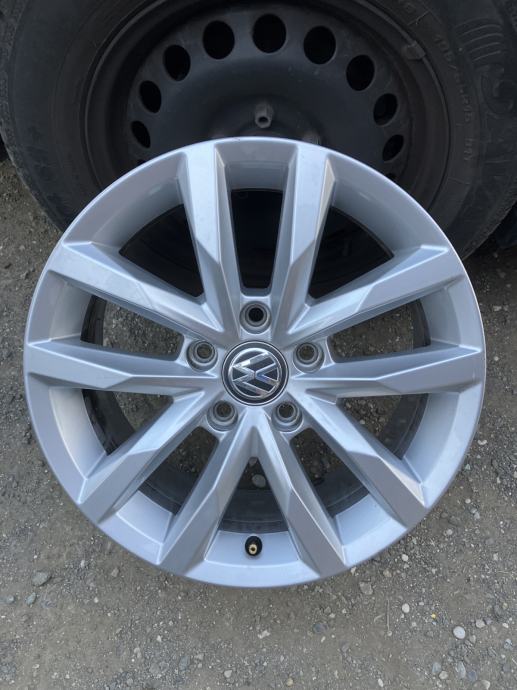 Alu Felge VW 16 Cola Rupe 5x112 Orginal VW Novi Model Kao Nove