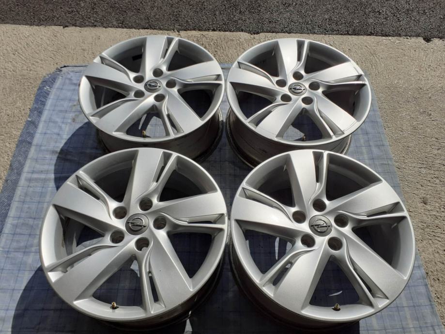 Alu Felge 17 5x115 ET44 OEM OPEL Astra J ZafiraC Kom 4