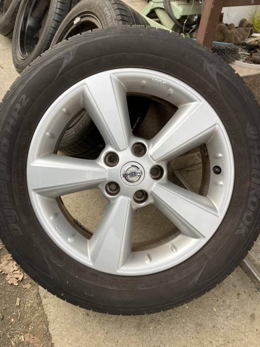 Alu Felge NISSAN 17 Cola Rupe 5x114 3 Orginal Kao Nove NOVI Model