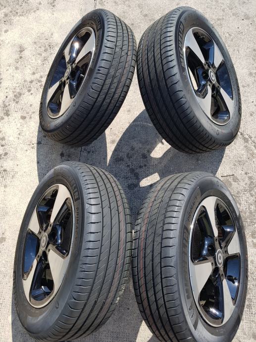 AKCIJA Smart 453 Alu Felge 15 Senzori Nove Michelin Gume