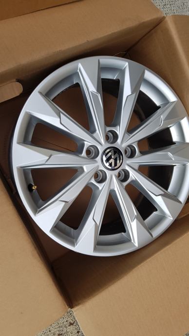 VW Tiguan Audi Q3 Alu Felge 18 Rupe 5x112 4 Kom TOP Stanje