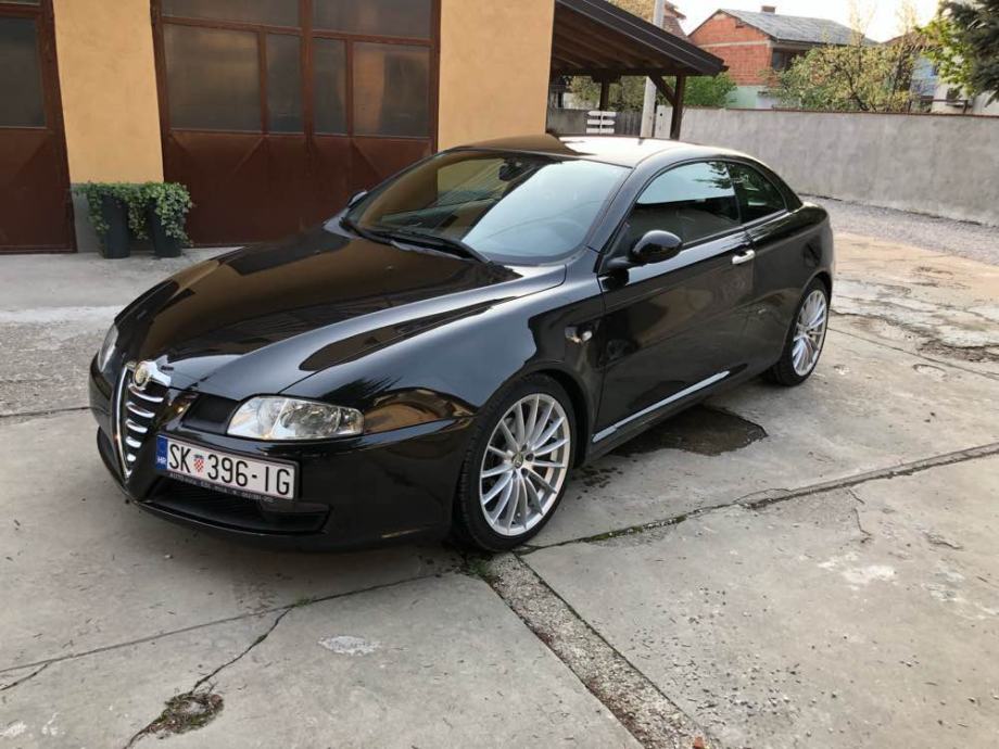 Alfa Romeo GT 1 9 JTD M Jet 2005 God