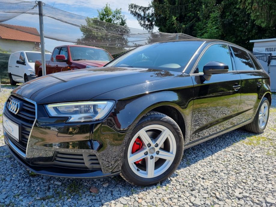 Audi A3 Sportback 1 6 TDI LED Bi Xenon Navi PDC Redizajn 2016 God