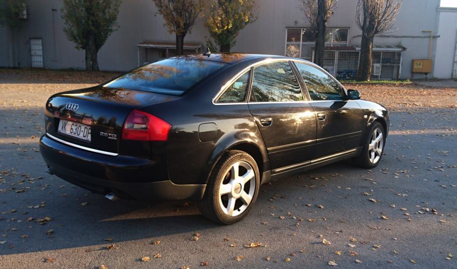 Audi A6 2 5 V6 TDI Quattro Automatik 2002 God