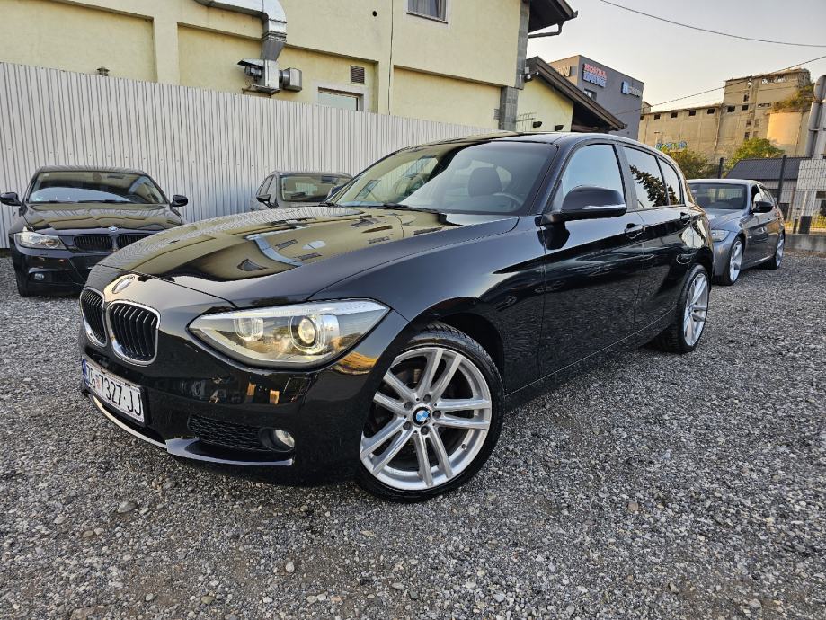 BMW 116 DIZEL SPORT VELIKI MALI SERVIS REG 08 2024 ALU 18 XENON ZG