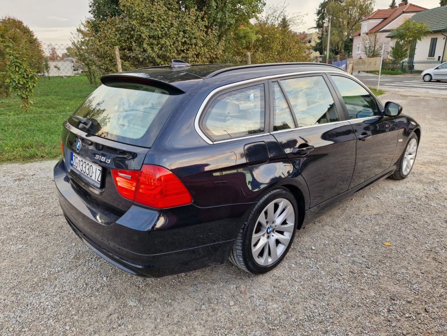 BMW Serija 3 Touring 318d Edition VELIKI MALI SERVIS NAVI BI XENON TOP