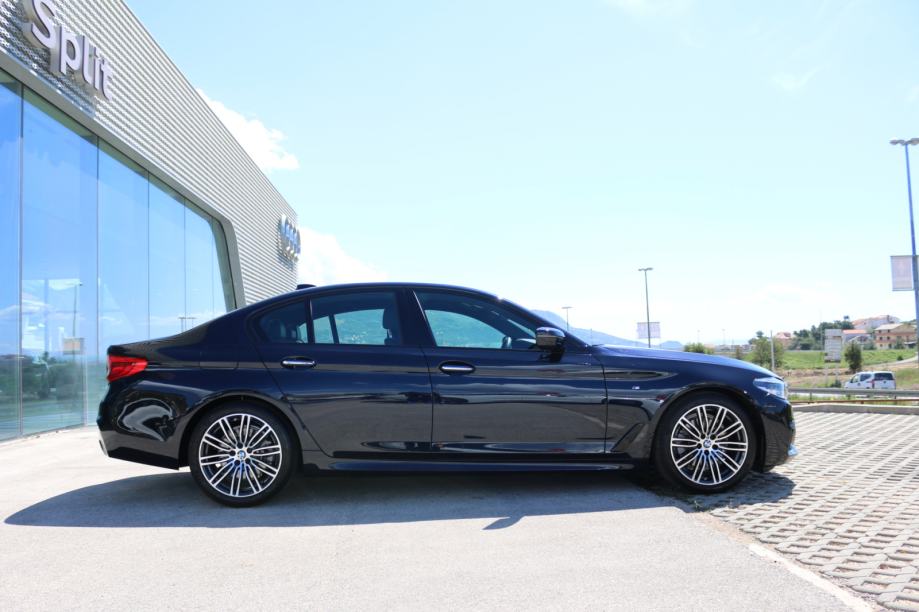 Bmw Serija D Xdrive M Sportpaket Navi Hud Led Keyless God