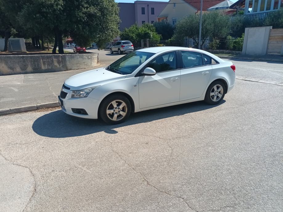 Chevrolet Cruze Bezin Plin Reg Do God