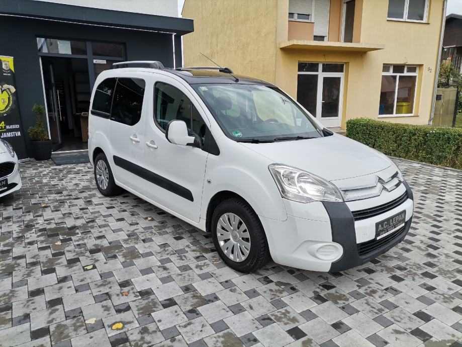 Citroën Berlingo 1 6 HDi KLIMA PANORAMA 2 KLIZNA VRATA REZERVIRANO