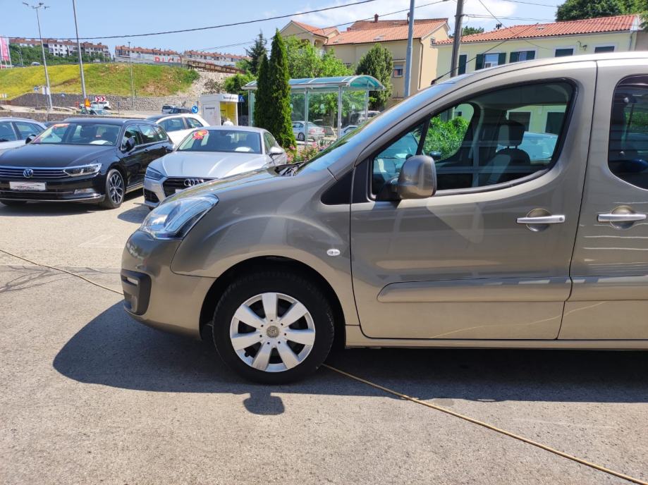 Citro N Berlingo Bluehdi Km Komplet Servisna Rezerviran