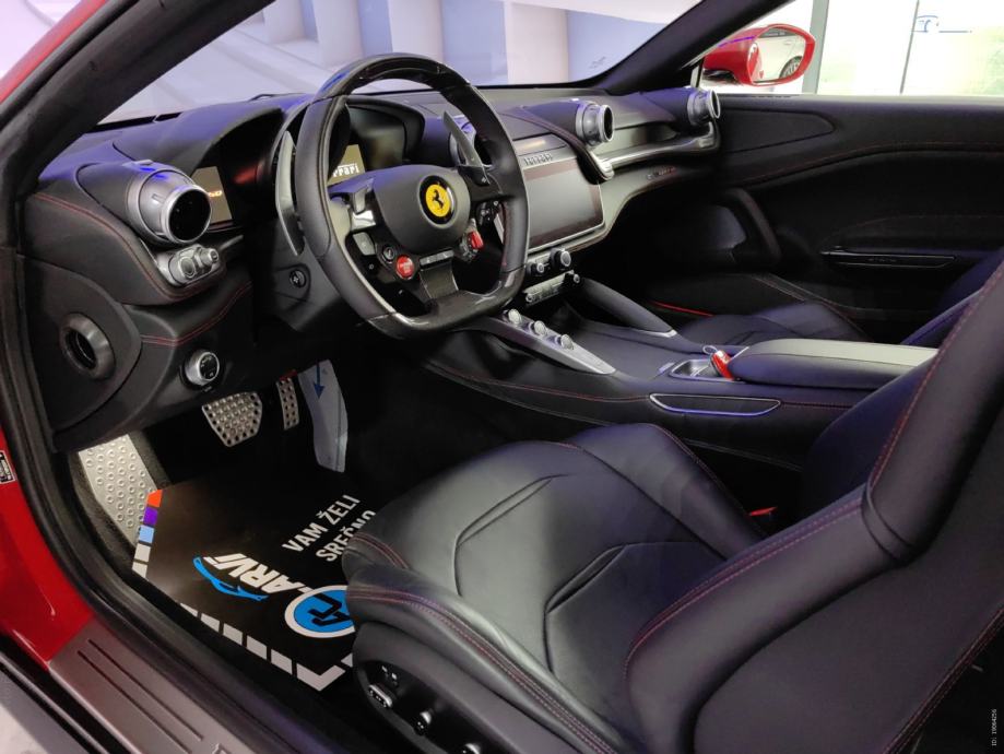 Ferrari GTC4Lusso V12 689KM CARBON PANO LIFT KERAMIKA ROSSO CORSA 2021