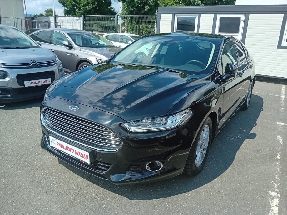 Ford Mondeo NAVI LKAMERA TEMPOMAT PARK SENZORI 2017 God