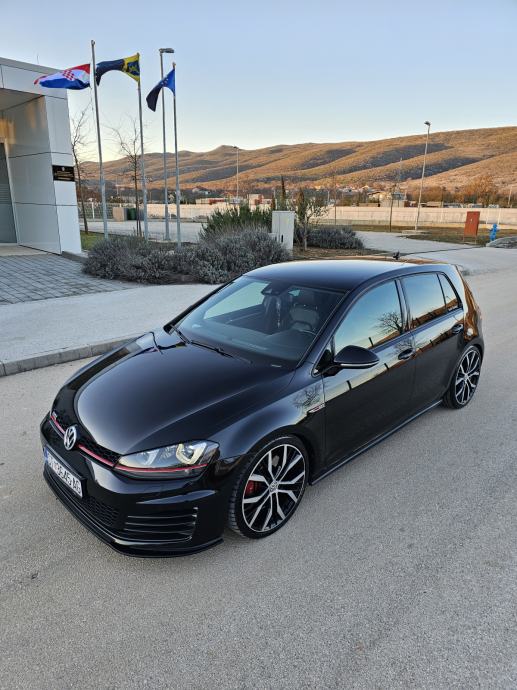 GOLF 7 GTI DSG PERFORMANCE 330 KS 2013 God