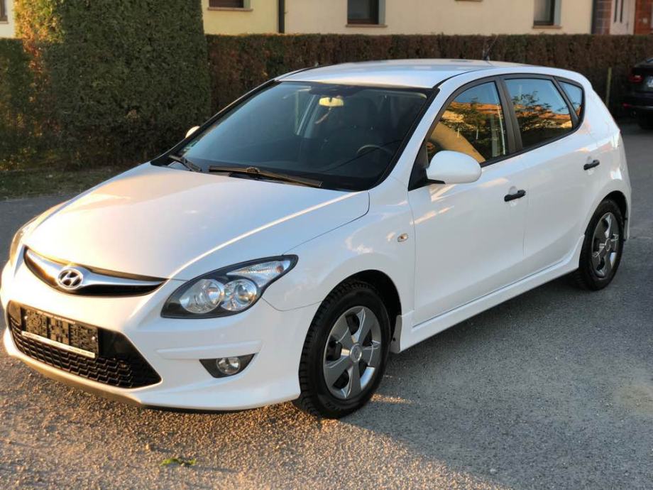 Hyundai I30 1 6 CRDi 2011 God