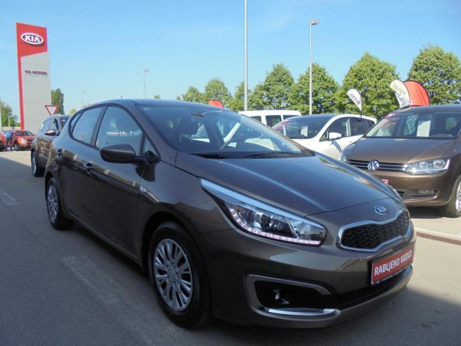 KIA ceed 1 4 CVVT LX Urban Eco Tvornička garancija 2016 god