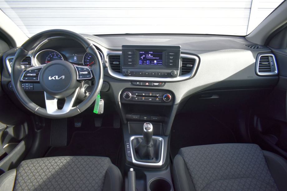 Kia Ceed 1 0 T GDi LX Urban HR REZERVIRANO 2022 God