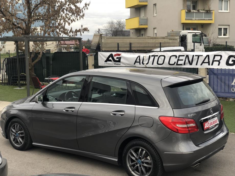 Mercedes Benz B Cdi Vlasnik Servisna Mercedes Top Oprema