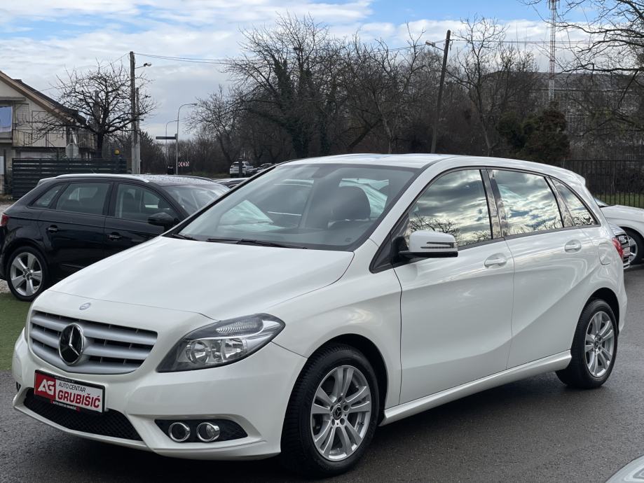 Mercedes Benz B Klasa Cdi Servisna Knjiga Top Stanje God