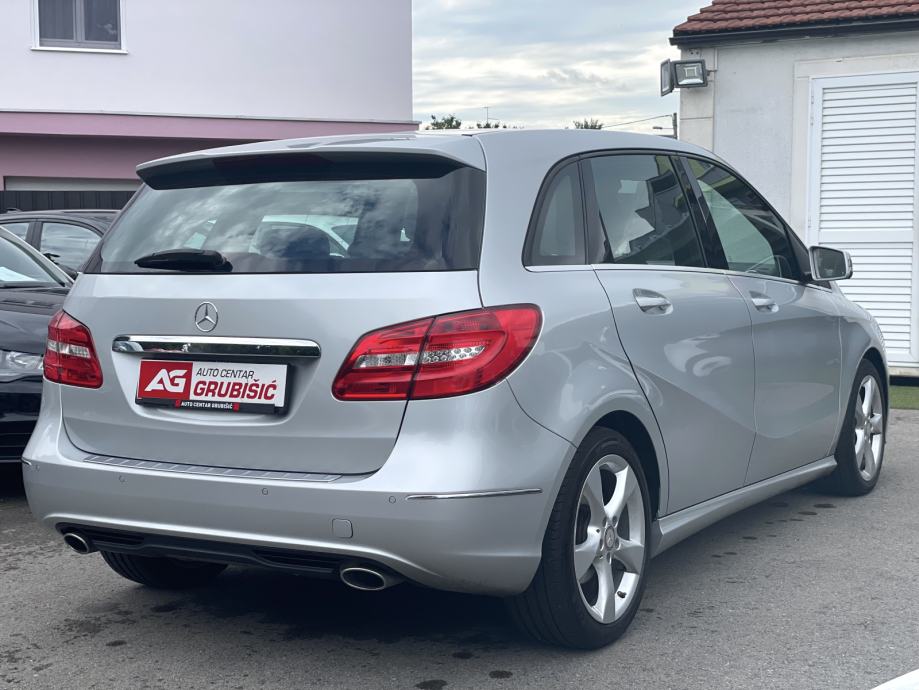 Mercedes Benz B Klasa 180 CDI Sport Servisna Knjiga Top Stanje