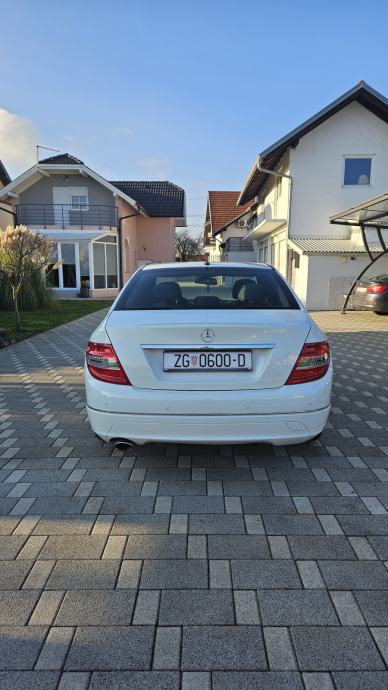 Mercedes Benz C Klasa 200 CDI 2010 God