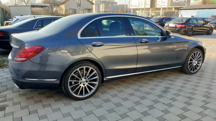 Mercedes Benz C Klasa 220 Automatik Full Oprema AMG Felge KASKO