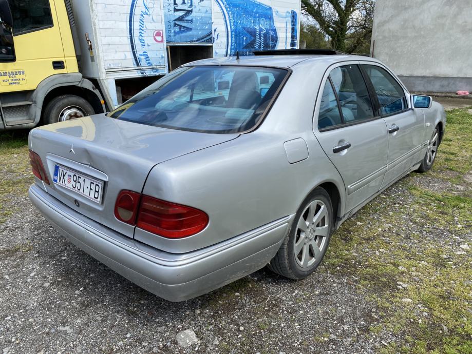 Mercedes Benz E Klasa 290 TD AVANTGARDE 1998 God