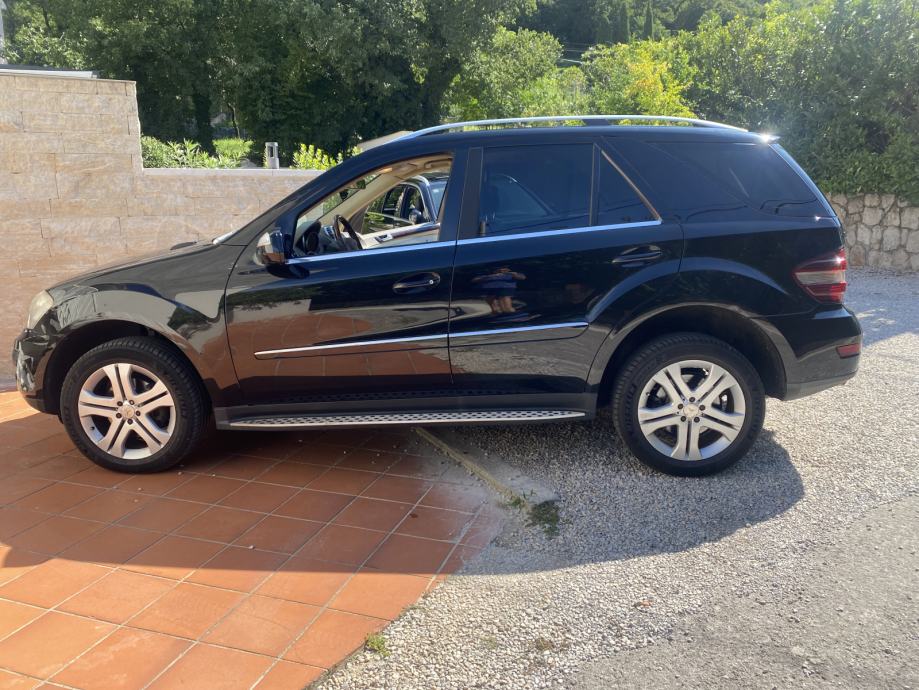 Mercedes Benz ML 320 Cdi 4matic Automatik Redizajn 2009 God