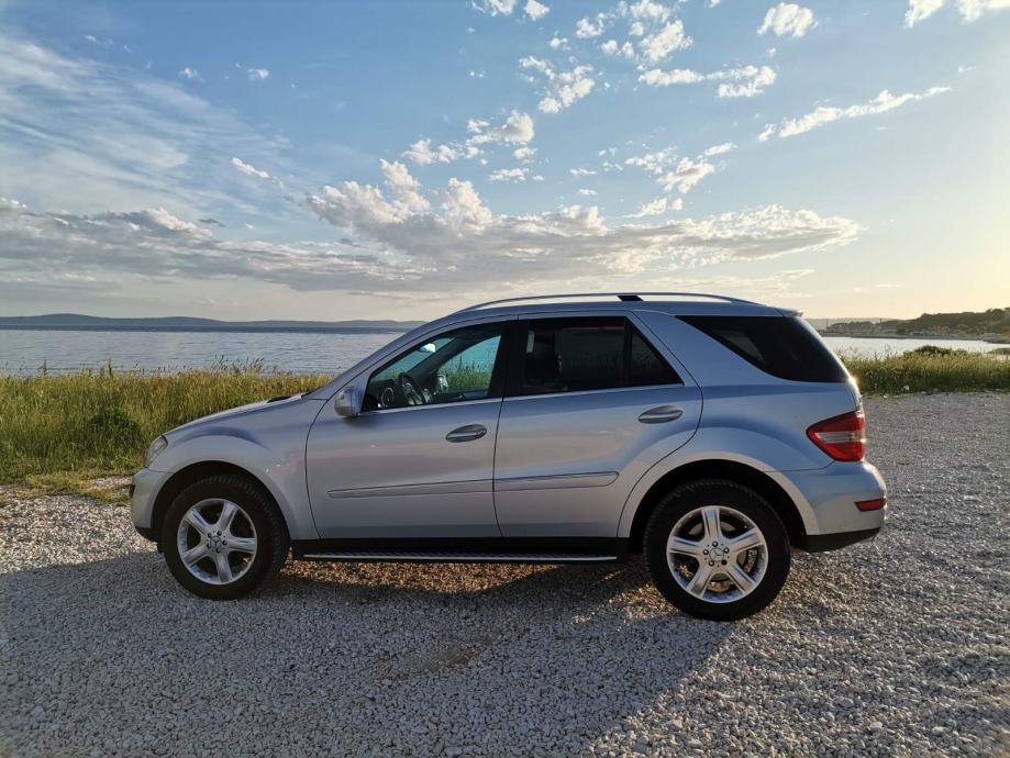 Mercedes Benz ML 320 CDI 4MATIC Automatik 2009 God