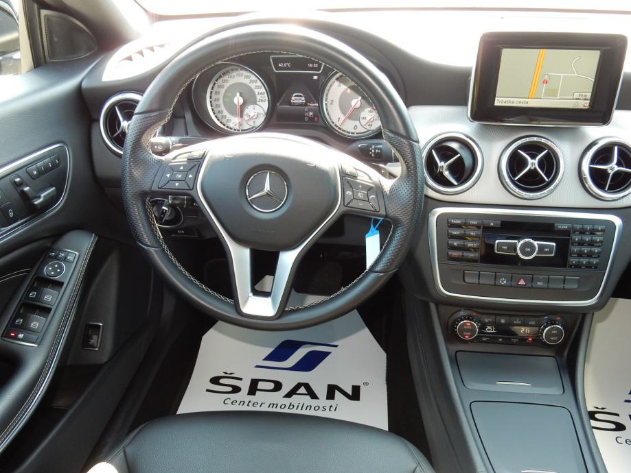 Mercedes Benz CLA Razred CLA 220 CDI SENSATION Avt LED XENON NAVI USN