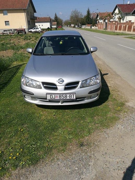 Nissan Almera V God