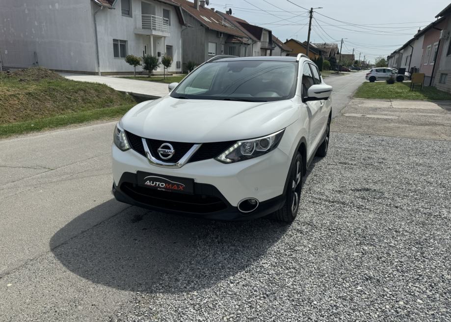 Nissan Qashqai 1 5 DCi TEKNA PANORAMA KAMERE NAVIGACIJA 2017 God