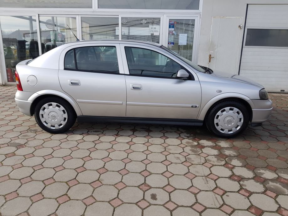 Opel Astra V Klima Maglenke Servis Reg Abs