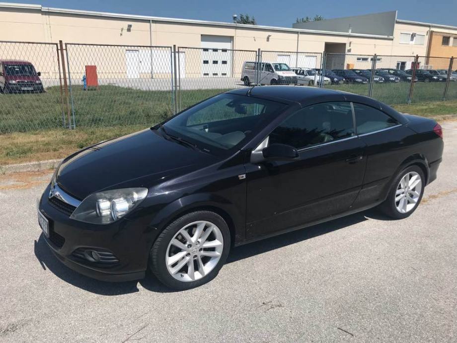 Opel Astra Cabrio Twin Cdti God