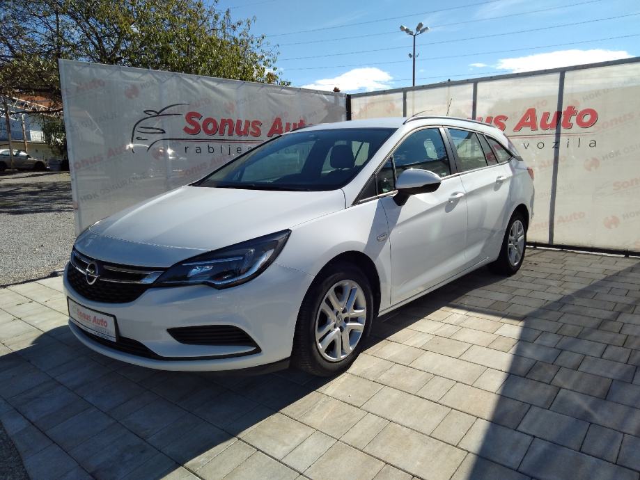 Opel Astra Karavan Cdti Kw Rezervirana God