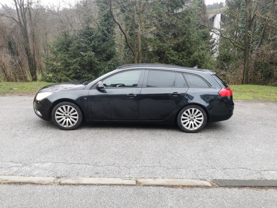 Opel Insignia Karavan 2 0 CDTI 96 KW Tempomat 2011 God