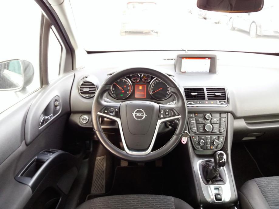 Opel Meriva 1 6 CDTI PRVI VLASNIK NIJE UVOZ TVORNIČKA GARANCIJA O