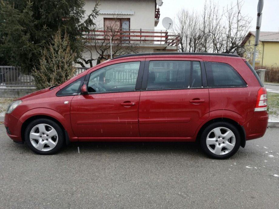 Opel Zafira 1 9 CDTI Automatik 7 SJEDALA 2006 God