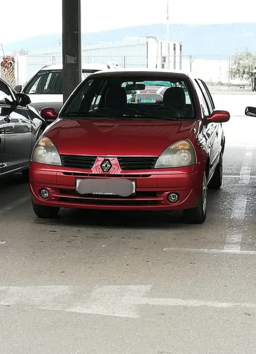 Renault Clio Dci God