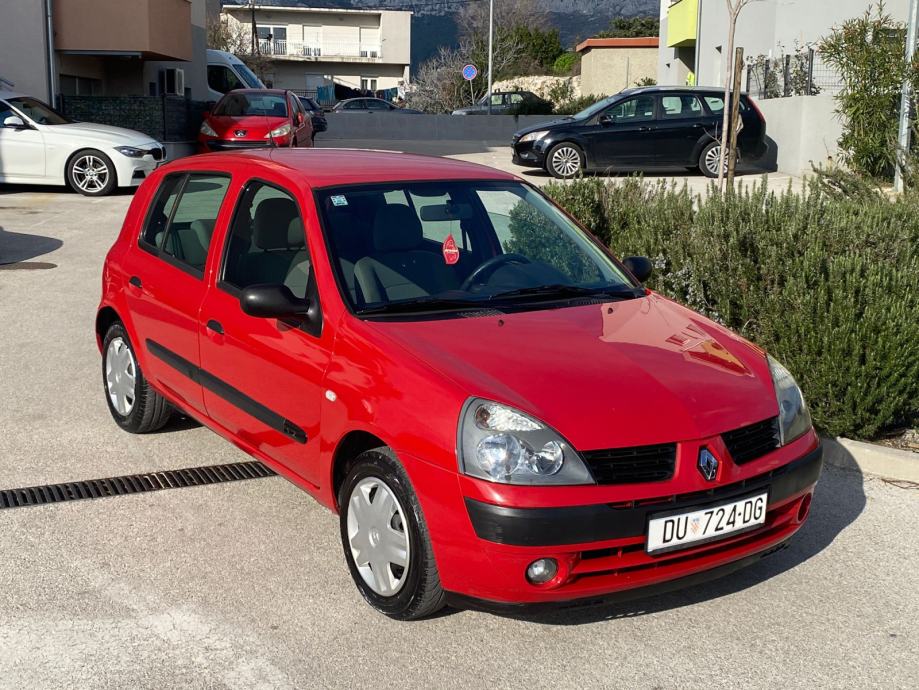 Renault Clio II 1 2 8v 118 000km 2007 God