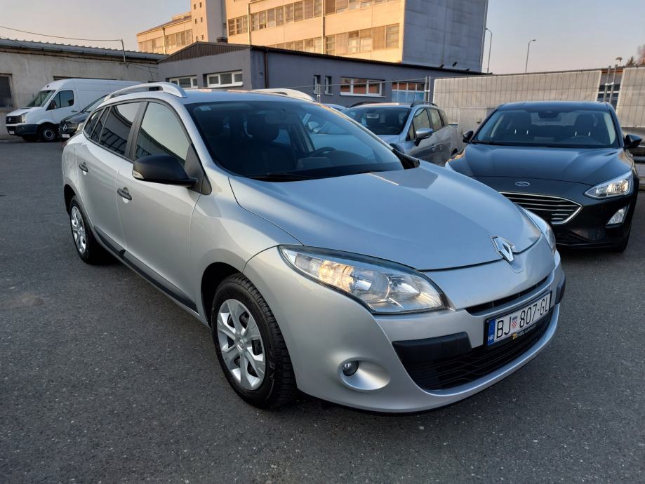 Renault Megane Grandtour Dci Hr Navi Veliki Servis Reg