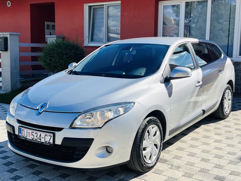 Renault Megane Grandtour 1 5 DCi NIJE UVOZ AUTOMATSKA KLIMA 6 BRZINA