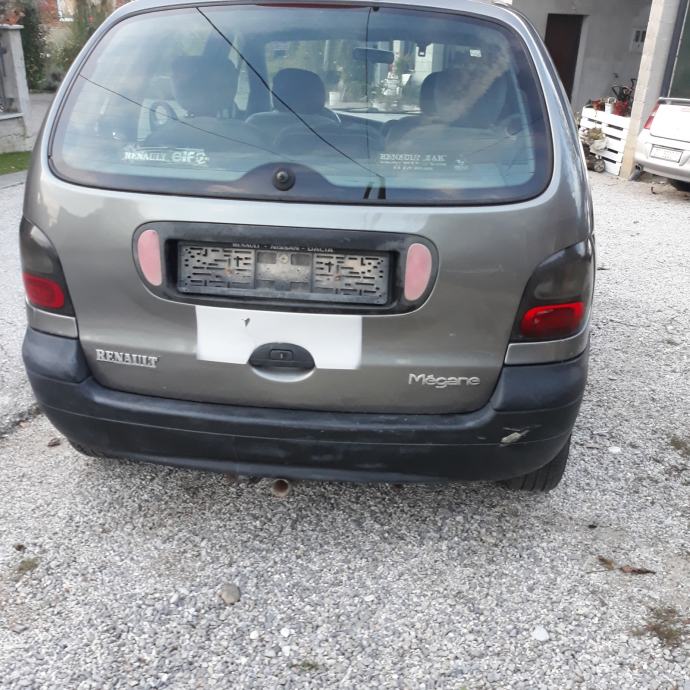 Renault Megane Scenic E God