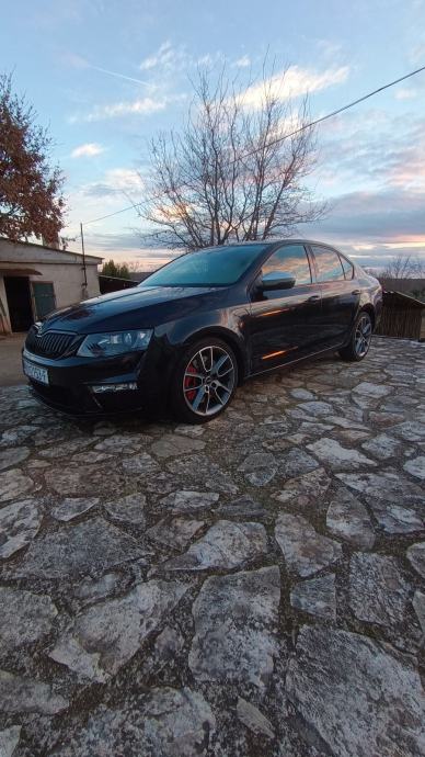 Škoda Octavia RS 2 0 TDI 2014 god