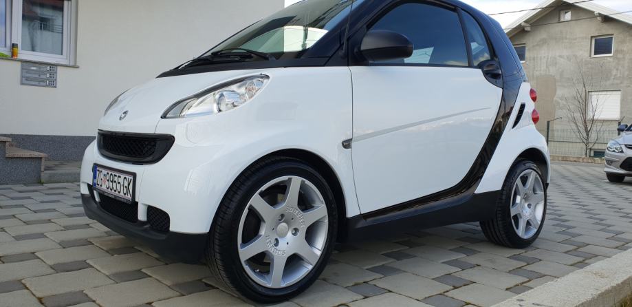 Smart Fortwo Coupe Mhd Automatik Kao Novooo Samo Km God