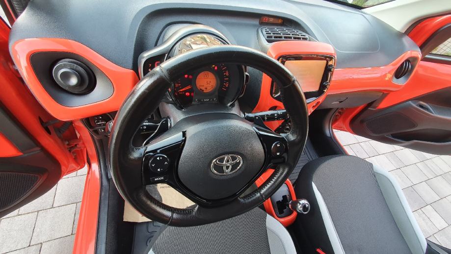 Toyota Aygo Vvt I Automatik Km Rezerviran God