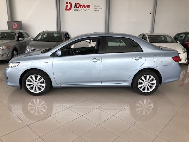 Toyota Corolla 2 0 D 4D SOL 1 VL REG 03 20 G SAMO 97 652 KM