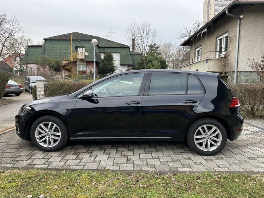 VW Golf 7 1 6 TDI BMT HIGHLINE OPREMA 1 VLASNIK U IZUZETNOM STANJU