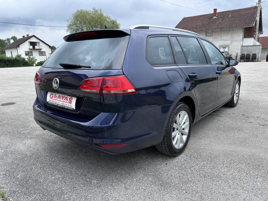 VW Golf 7 Variant 2 0 TDI BMT LOUNGE NAVI PDC ALU VELIKI SERVIS TOP