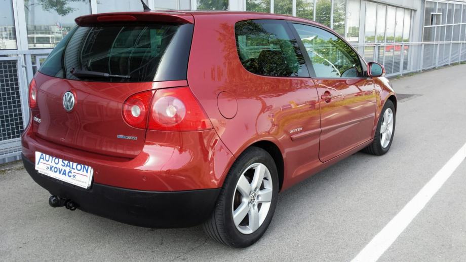 VW Golf V 1 9 TDI 77KW UNITED SERVISNA TOP STANJE 2008 God