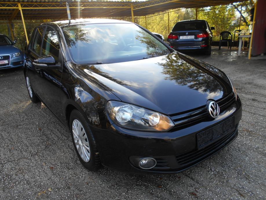 VW Golf VI 1 6 TDI BLUEMOTION MAXI NAVI LED KLIMATRONIC 2012 SERVIS 1A